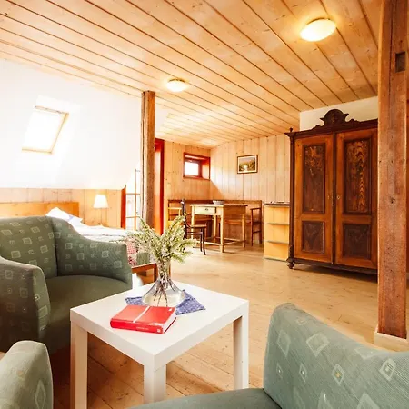 Na Stodolci Guest house *