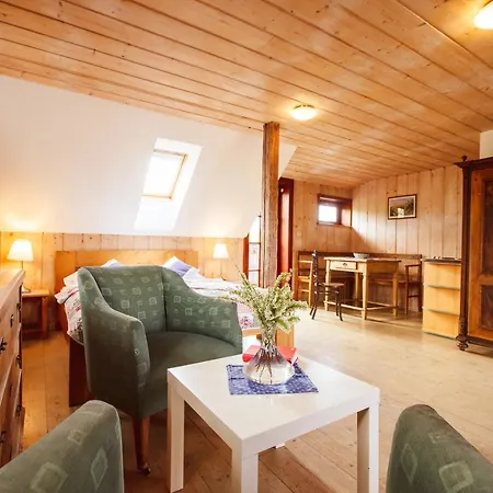 Na Stodolci Guest house *